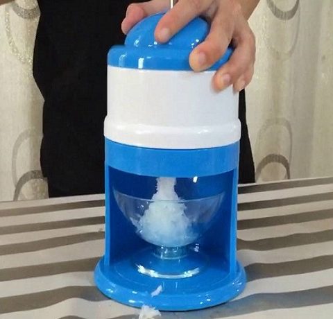 máy làm đá bảo bằng nhựa