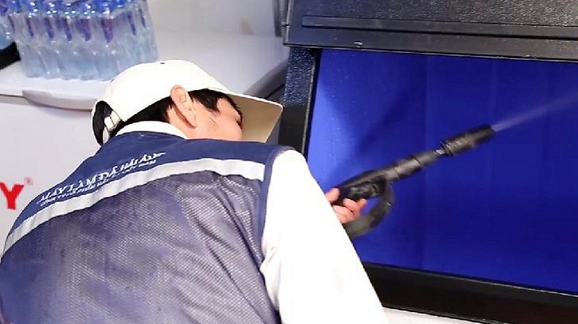 sửa chữa máy làm đá viên tinh khiết