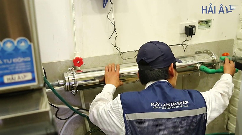 sửa chữa máy làm đá